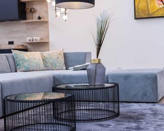 Luxus Wellness Loft - 245qm - Designwohnen im Zentrum - Gutersloh - Living room
