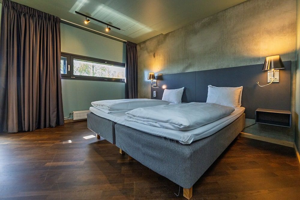 Comfort Hotel Runway