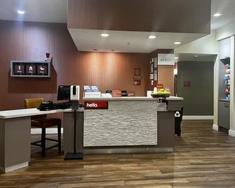 TownePlace Suites by Marriott Houston Baytown - Baytown - Recepción