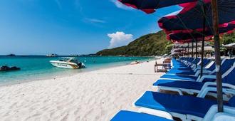 Suntosa Resort - Pattaya - Beach