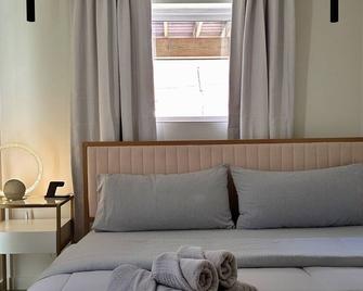 Private Parking• Stylish Elegance •King bed - Pittsburgh