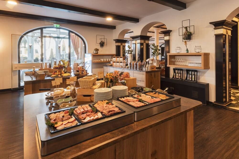 Hotel Tanneck - Bad Woerishofen - בופה