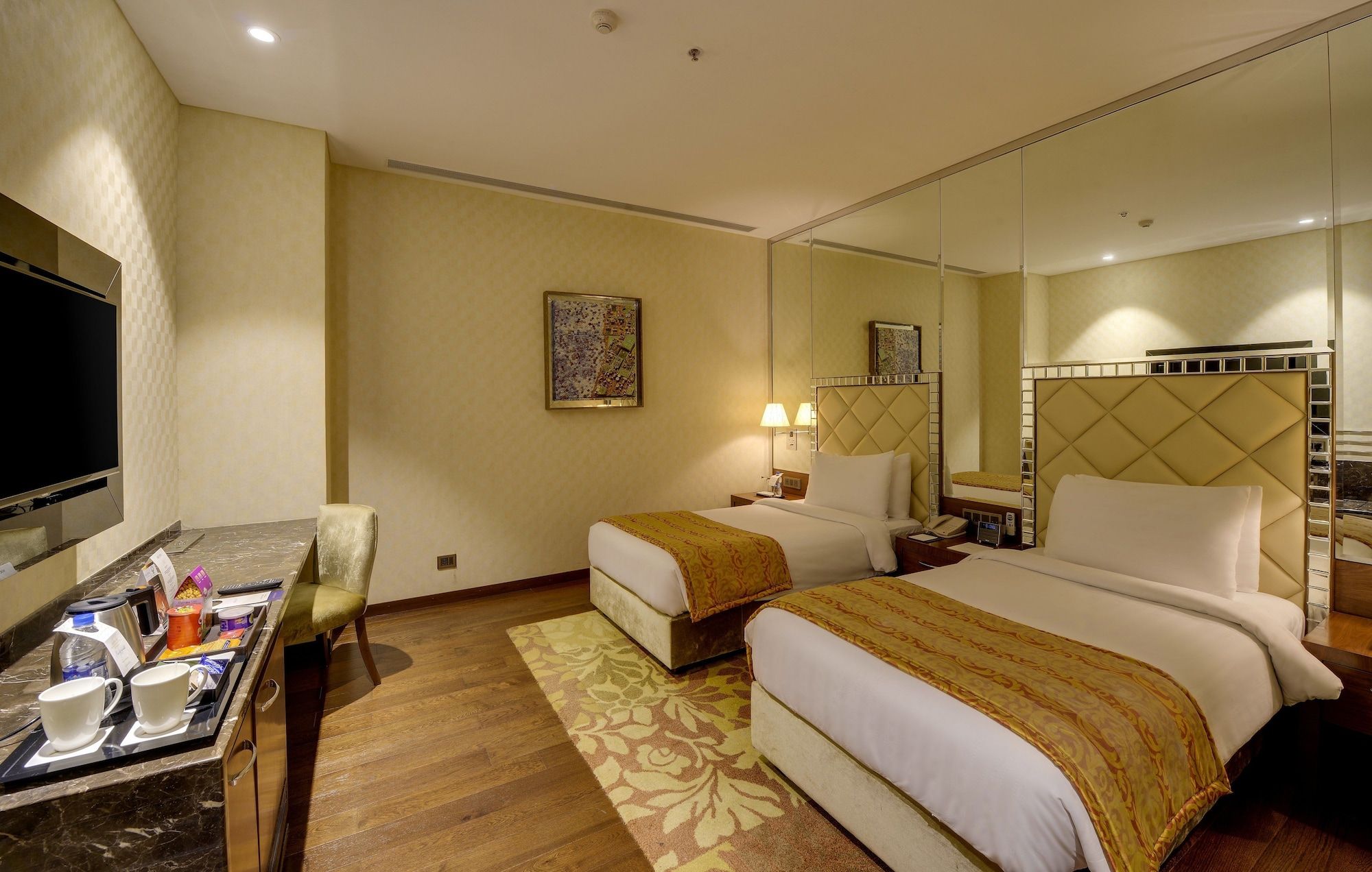 Niranta Transit Hotel Terminal 2 Arrivals/Landside thumbnail 3