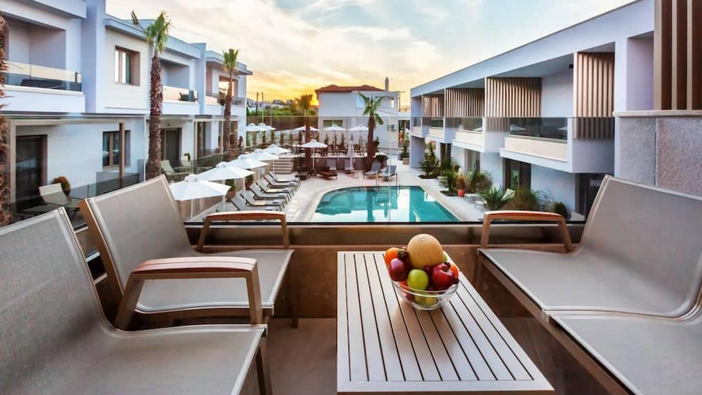 Pefki Deluxe Residences