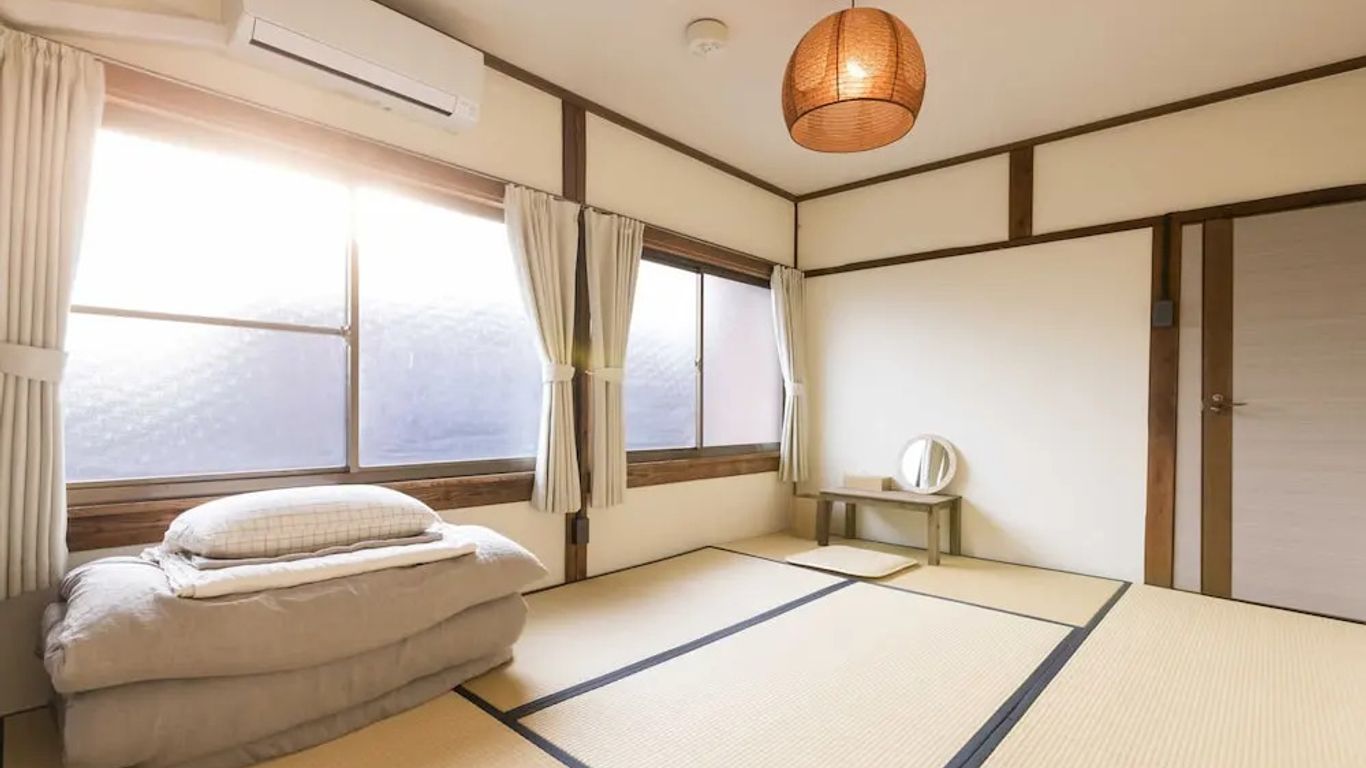 ゲストハウス まる