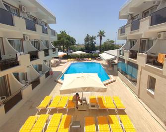 Mulka Hotel - Ayvalik - Pool