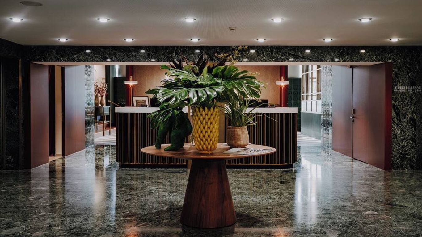 أمرون زيوريك بيلريف أو لاك