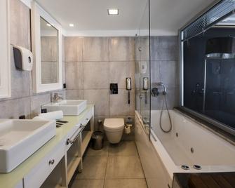Efe Boutique Hotel - Kusadasi - Kylpyhuone