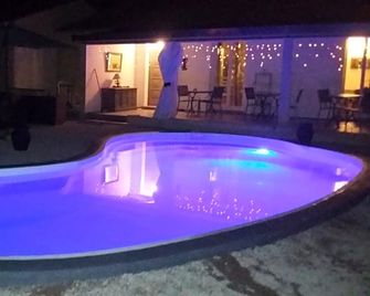 A Casa di Mariano - Alata - Piscine