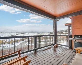 Black Rock Ridge - 3bd Townhome - Sleeps 6-8 - Kamas - Balcony