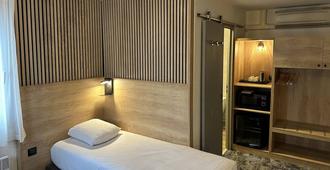 Ostal Pau Universite, Sure Hotel Collection by Best Western - פו - חדר שינה