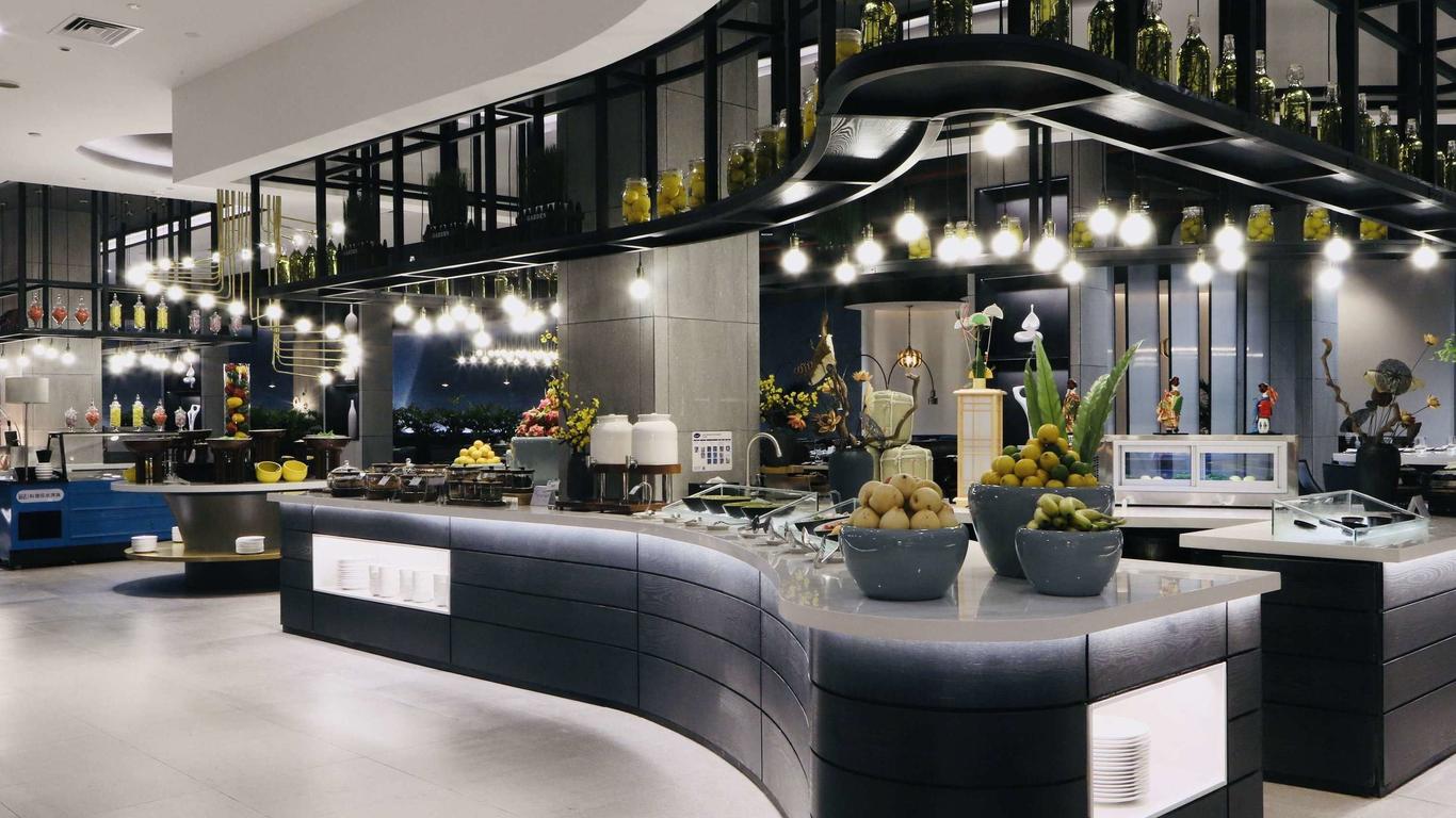 Pullman Guangzhou Baiyun Airport