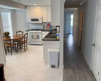 Devon - Horse Show, History, Walk To Shops, Caf's - Devon - Kitchen