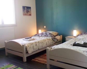 La Mirabelle 85m2 comfort et très jolie vue - Cublac - Habitación