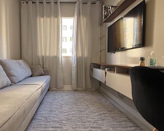 Seu lar perfeito fora de casa Prox ao Shopping Iguatemi - Sorocaba - Sala de estar