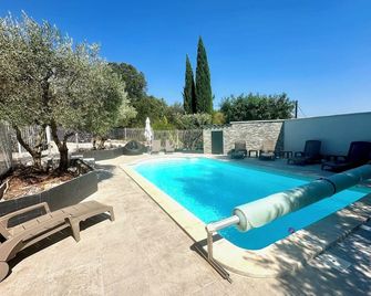 Large contemporary house with garden - Seillons-Source-d’Argens - Pool