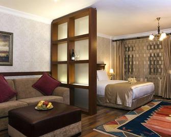 Sultanahmet Suites - Istanbul - Living room