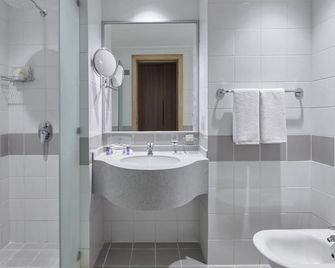 Makarem Umm Alqura Hotel - Mecca - Bathroom