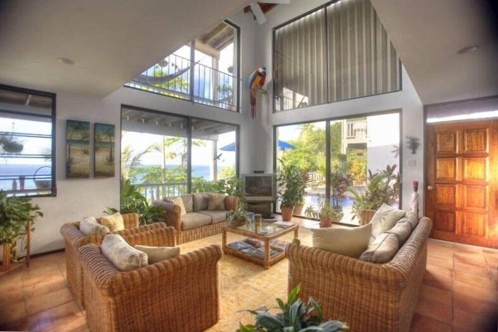 Casa Blanca - the White House in the Caribbean - סנט תומאס - לובי