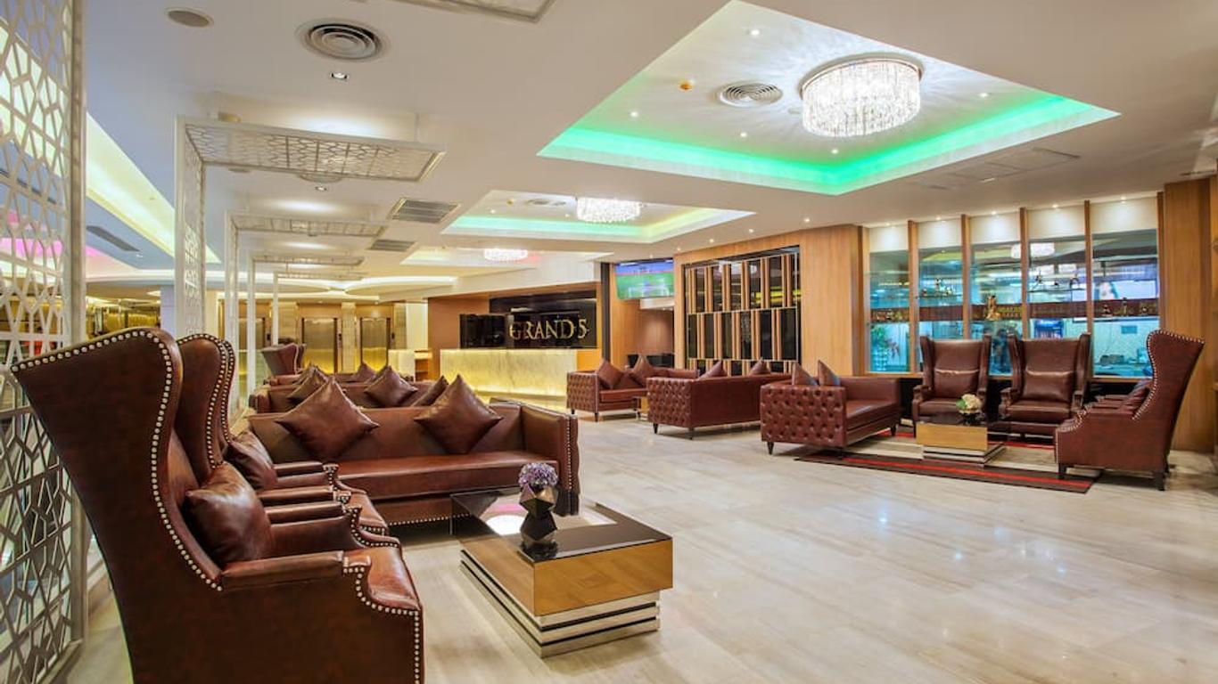 فندق جراند 5 وبلازا سوخومفيت بانكوك