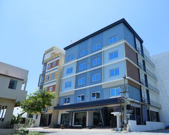 The Lotus Park - Srikalahasti - Building