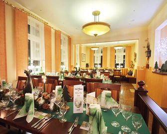 Zur Linde - Dorpen - Restaurant