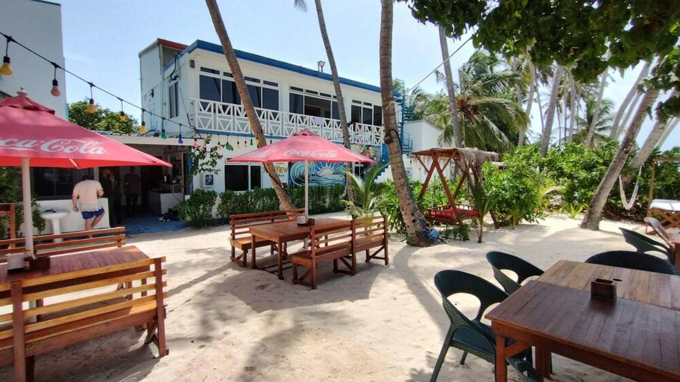 Batuta Maldives Surf View