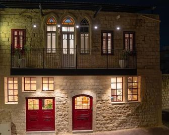 Roots Boutique Hotel - Nazareth - Building