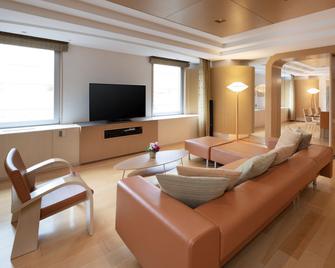 سابورو جراند هوتل - سابورو - غرفة معيشة