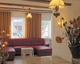 Apartment Storchenfärbe - Меммінген - Вітальня
