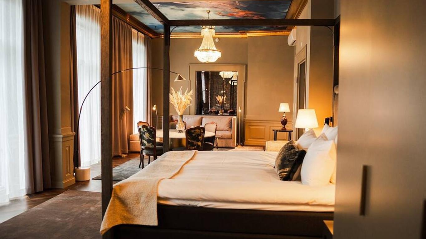 Hotel Royal