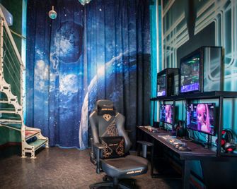 Whale Encounter Duplex Esports Apartment Hotel (Xinmate Store) - Daqing - Schlafzimmer