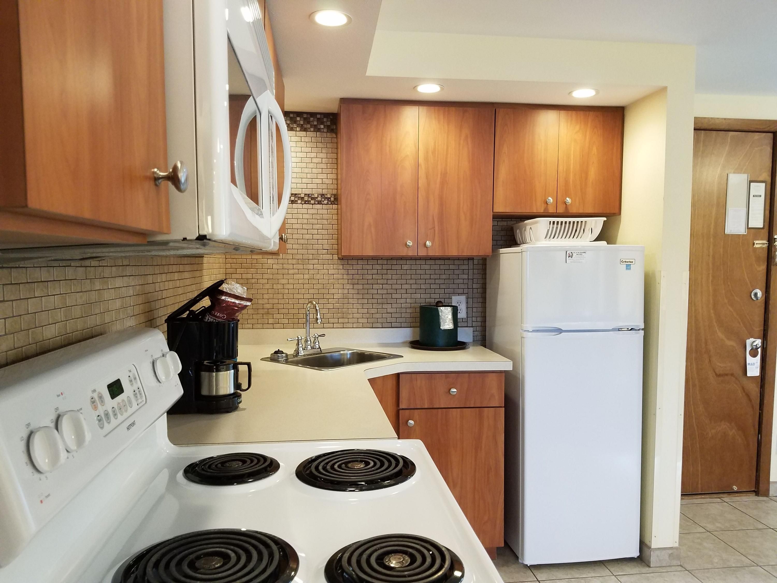 بلاك هوك موتل آند سويتس - ويسكونسن ديلس - مطبخ