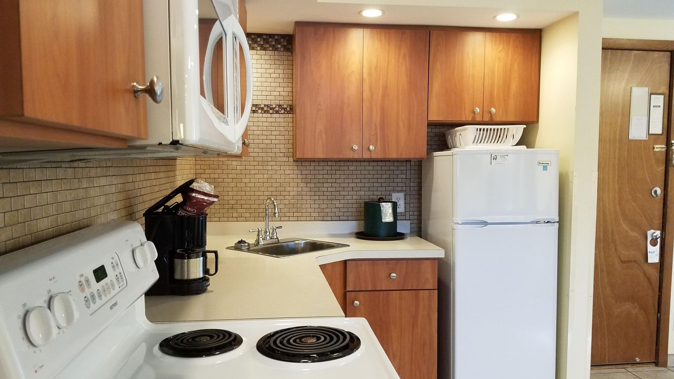 Black Hawk Motel & Suites