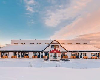 Domaine Mont Sainte-Anne - Saint-Ferreol-les-Neiges - Κτίριο