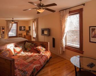 Ô Bois Dormant B&B - Magog