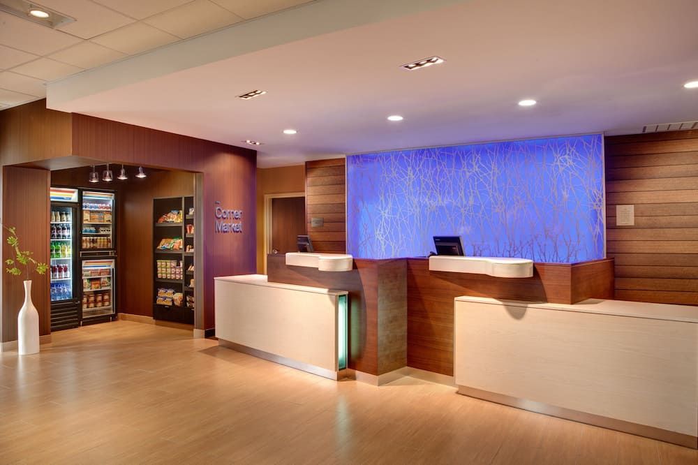 Fairfield Inn & Suites by Marriott Ann Arbor Ypsilanti - Ypsilanti - Recepción