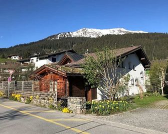 Studio in Klosters - Klosters-Serneus - בניין