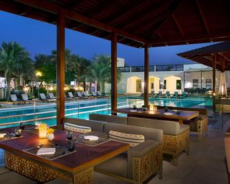 Radisson Blu Hotel and Resort Al Ain - Al-Ain - Ravintola