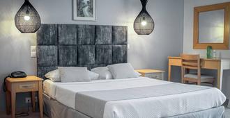 Astra Village Hotel Suites - Svoronata - Schlafzimmer