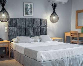 Astra Village Hotel Suites - Svoronáta - Bedroom