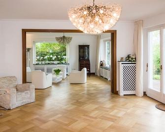 Hotel Villa Falkenberg - Dusseldorf - Sala de estar