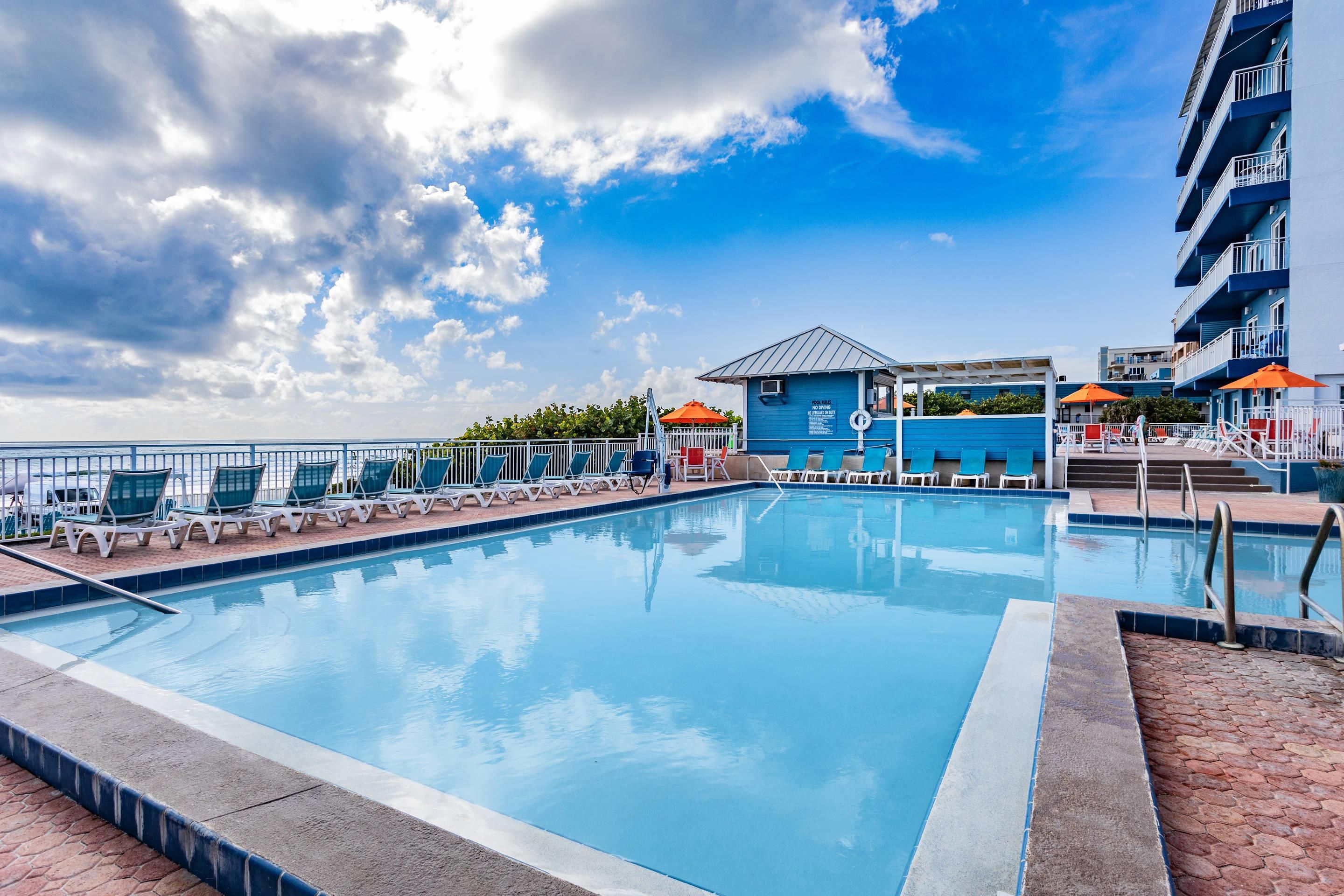 Coconut Palms Beach Resort II, an Ascend Collection Hotel