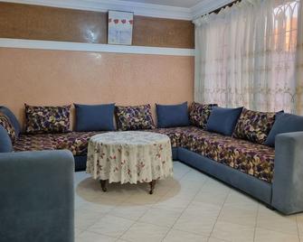 Imi ouaddar apartment near Agadir - Tamraght - Salon