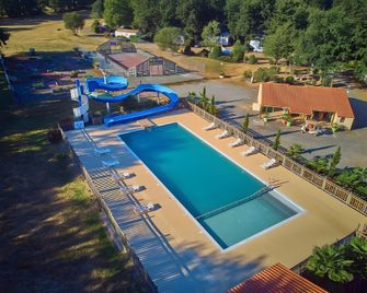 Mobil Home 3 Ch - Puy Du Fou - La Boissière-de-Montaigu - Piscina