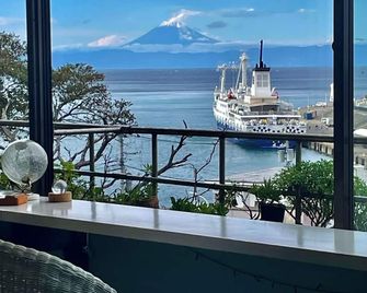 Hotel Moana - Izu Ōshima - Balkon