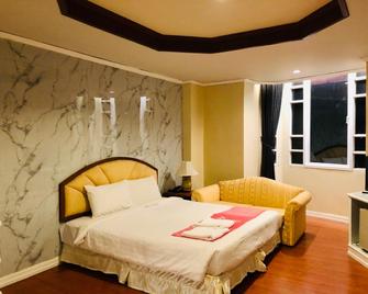 Hermitage Hotel & Resort - Nakhon Ratchasima - Bedroom