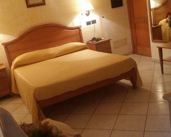 Hotel Mistef - Falerna