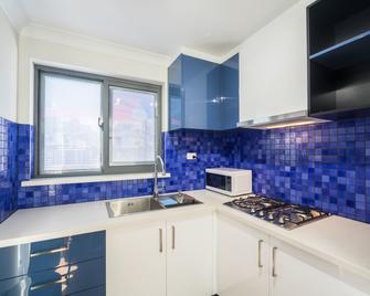 Batavia Apartments - Perth - Kuchnia