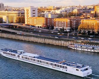 Charming Apartment With Panoramic Seine River & Eiffel Tower Views - Ivry-sur-Seine - Piscine